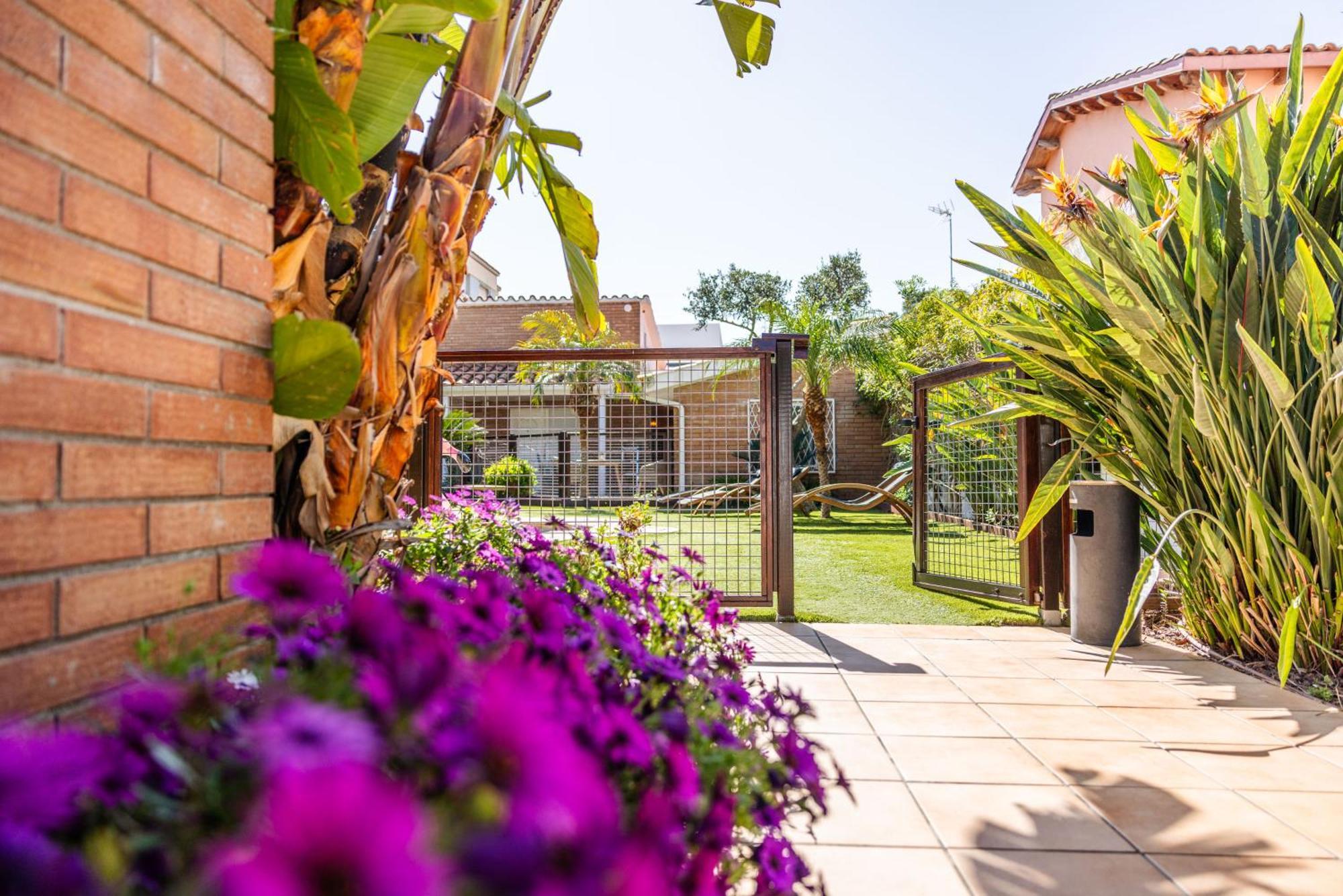Rambla De Marisol Apartments 카스테데펠스 외부 사진