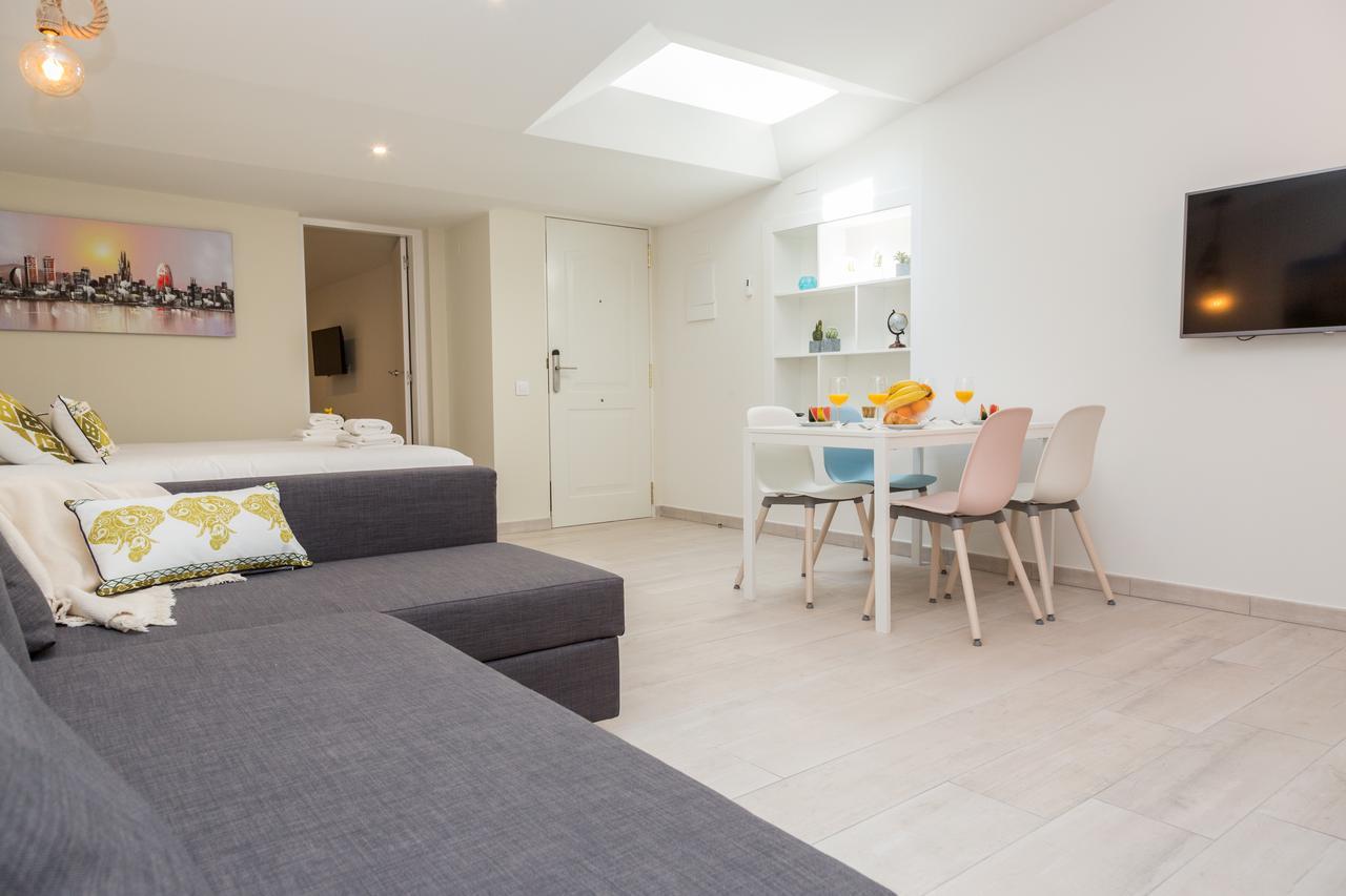 Rambla De Marisol Apartments 카스테데펠스 외부 사진