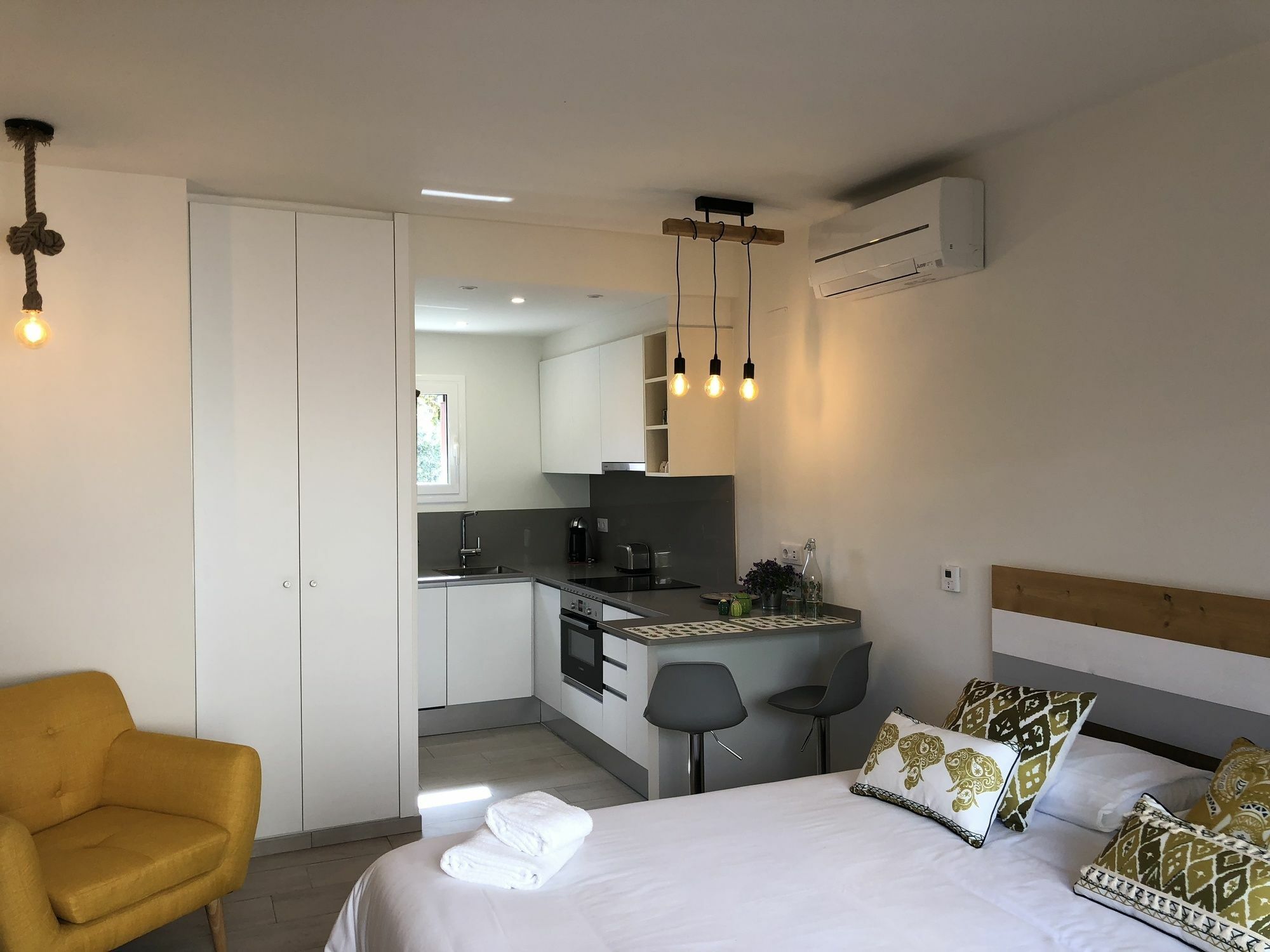 Rambla De Marisol Apartments 카스테데펠스 외부 사진